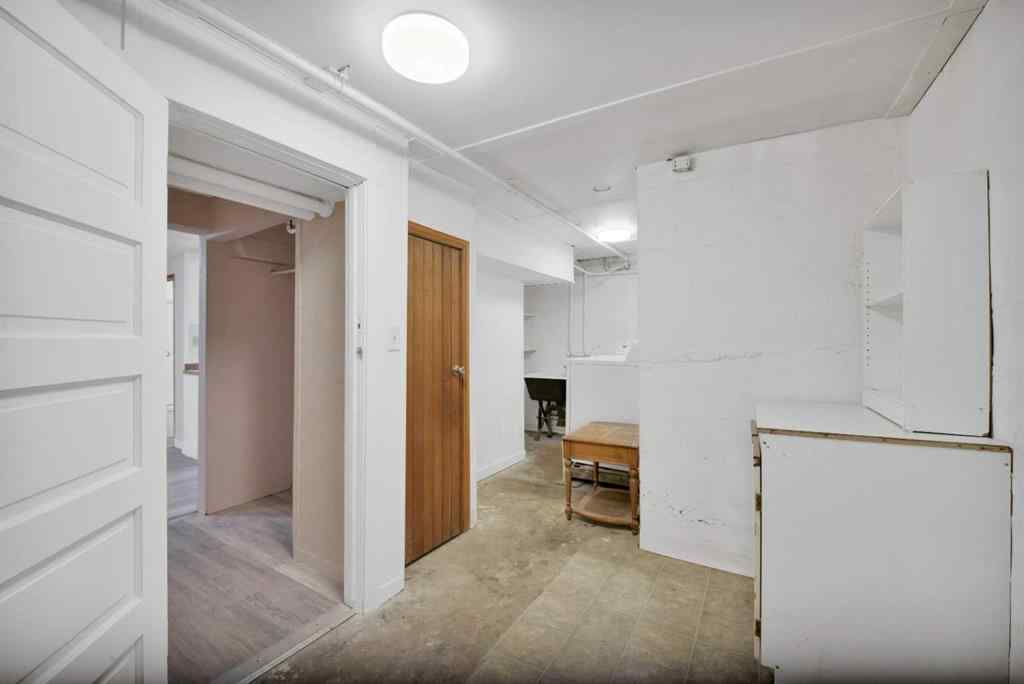 MLS® A2234936 - 5527 49A Avenue  in Downtown Red Deer Red Deer, Residential