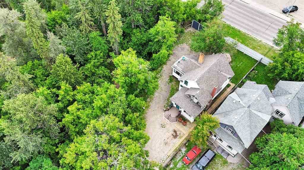 MLS® A2234936 - 5527 49A Avenue  in Downtown Red Deer Red Deer, Residential