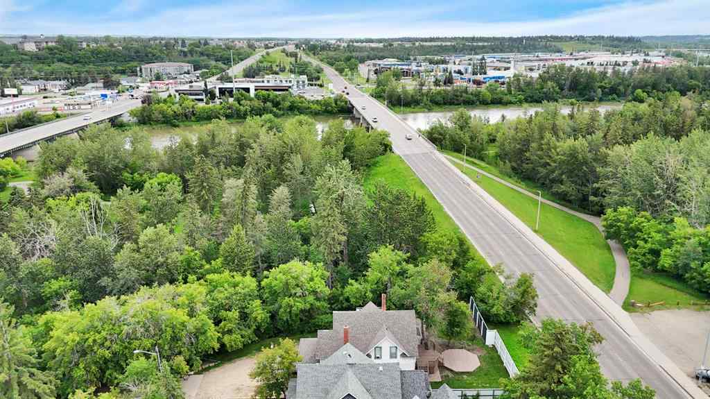 MLS® A2234936 - 5527 49A Avenue  in Downtown Red Deer Red Deer, Residential