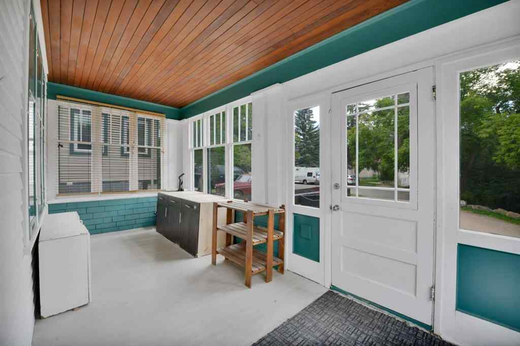 MLS® A2234936 - 5527 49A Avenue  in Downtown Red Deer Red Deer, Residential