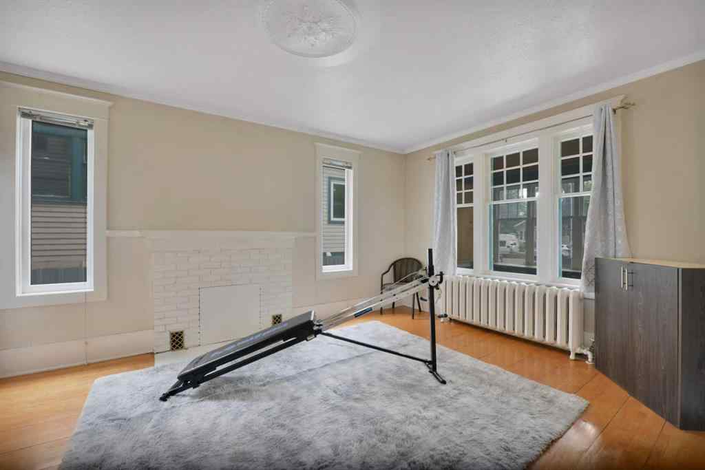 MLS® A2234936 - 5527 49A Avenue  in Downtown Red Deer Red Deer, Residential