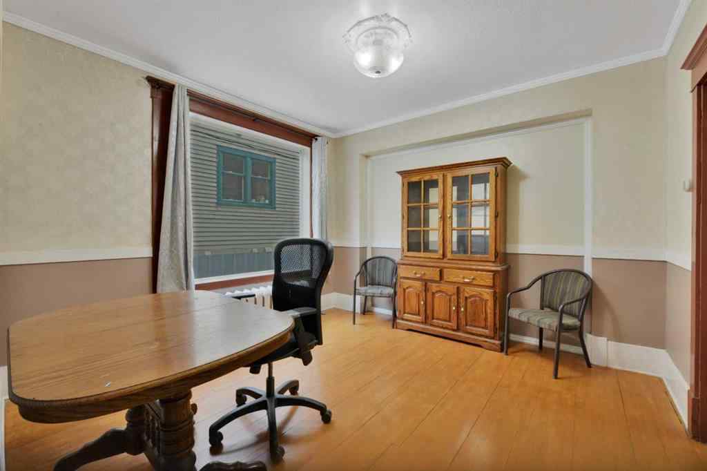 MLS® A2234936 - 5527 49A Avenue  in Downtown Red Deer Red Deer, Residential