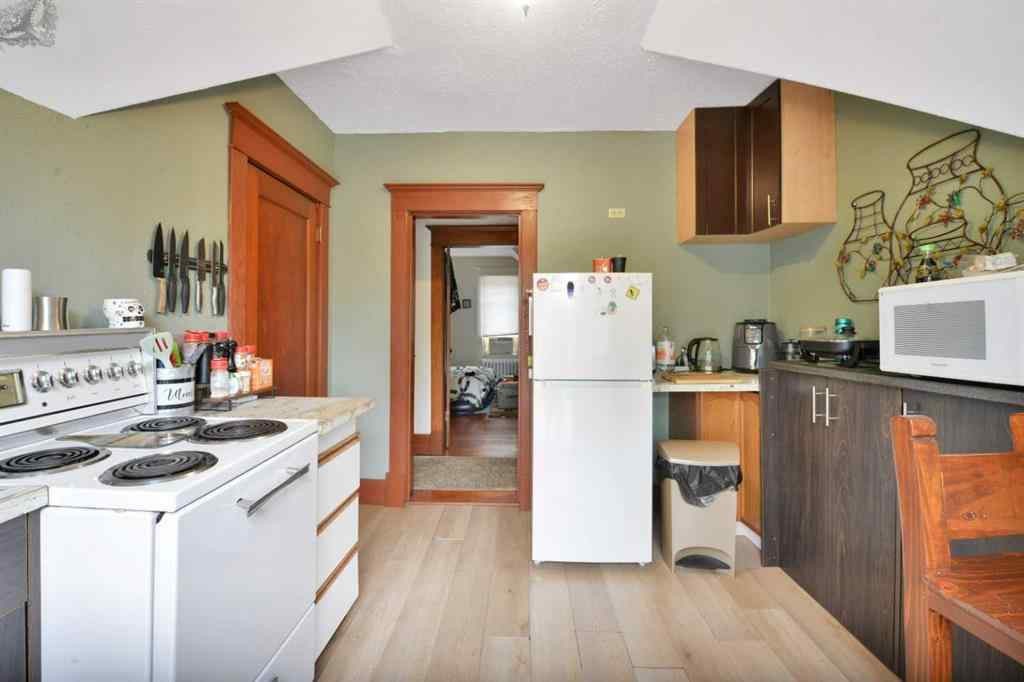 MLS® A2234936 - 5527 49A Avenue  in Downtown Red Deer Red Deer, Residential