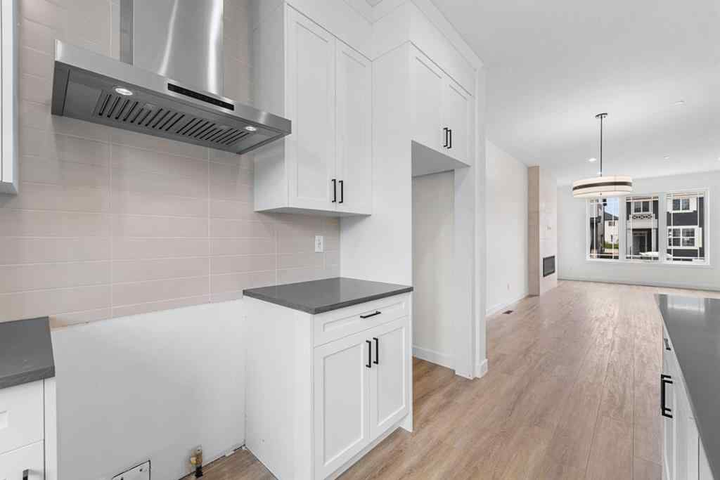 MLS® A2234949 - 437 Hotchkiss Drive SE in Hotchkiss Calgary, Residential