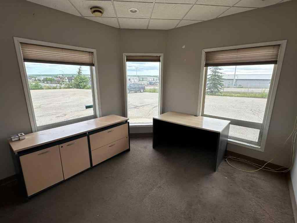 MLS® A2234950 - 9502 99 Street  in N/A Clairmont, Commercial