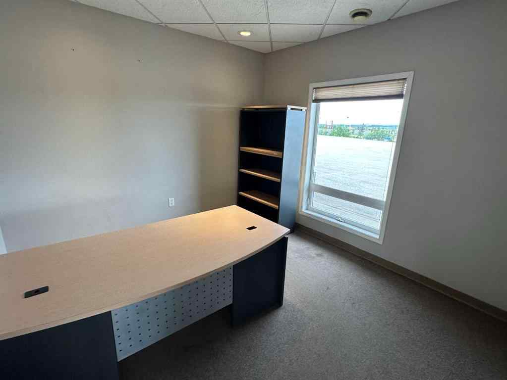 MLS® A2234950 - 9502 99 Street  in N/A Clairmont, Commercial
