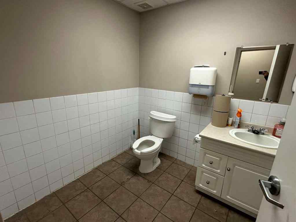 MLS® A2234950 - 9502 99 Street  in N/A Clairmont, Commercial