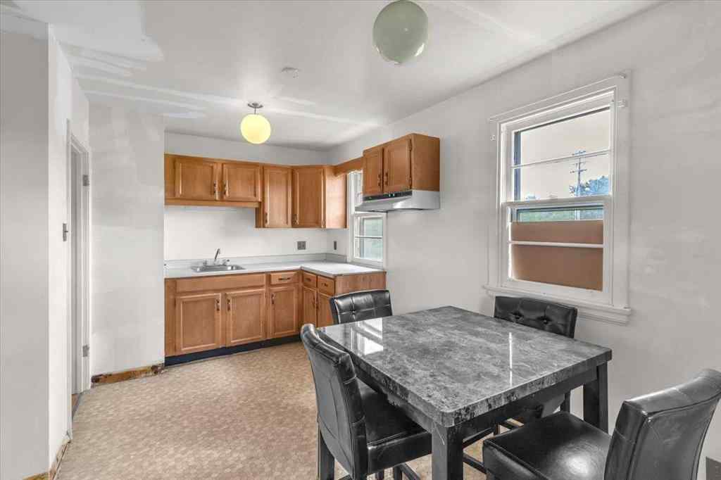 MLS® A2234954 - 20 Roper Road  in Rosedale Drumheller, Residential