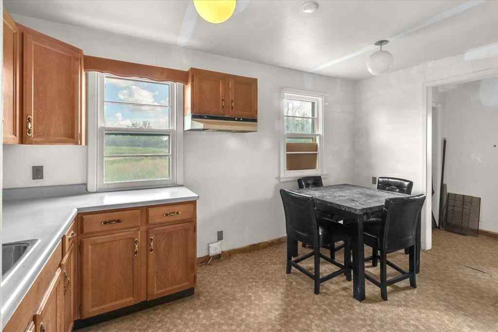 MLS® A2234954 - 20 Roper Road  in Rosedale Drumheller, Residential