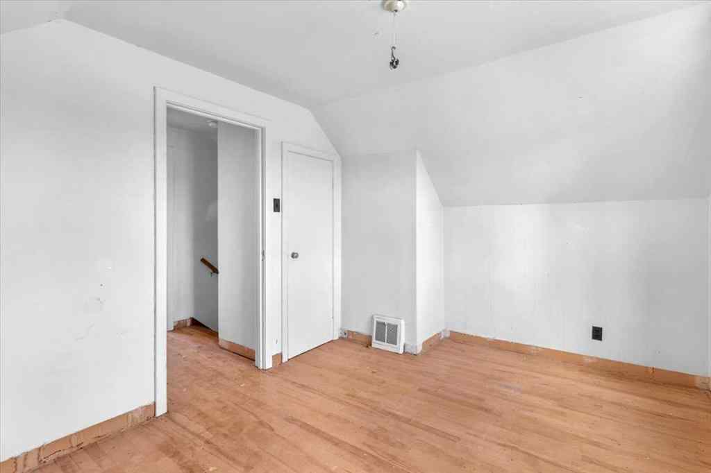 MLS® A2234954 - 20 Roper Road  in Rosedale Drumheller, Residential
