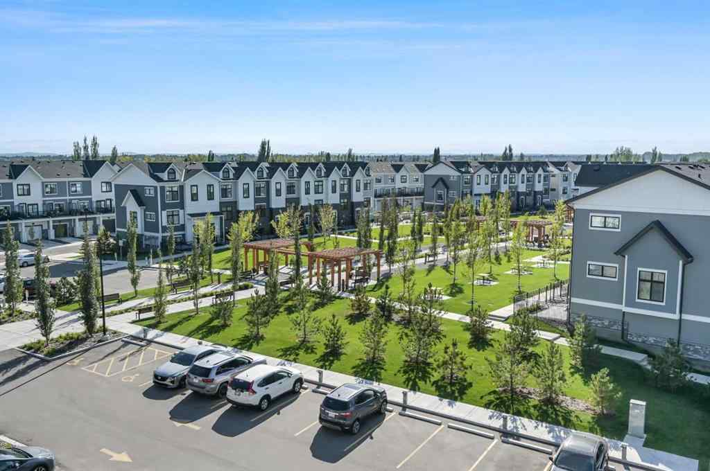 MLS® A2234955 - Unit #422 255 Les Jardins Park SE in Douglasdale/Glen Calgary, Residential