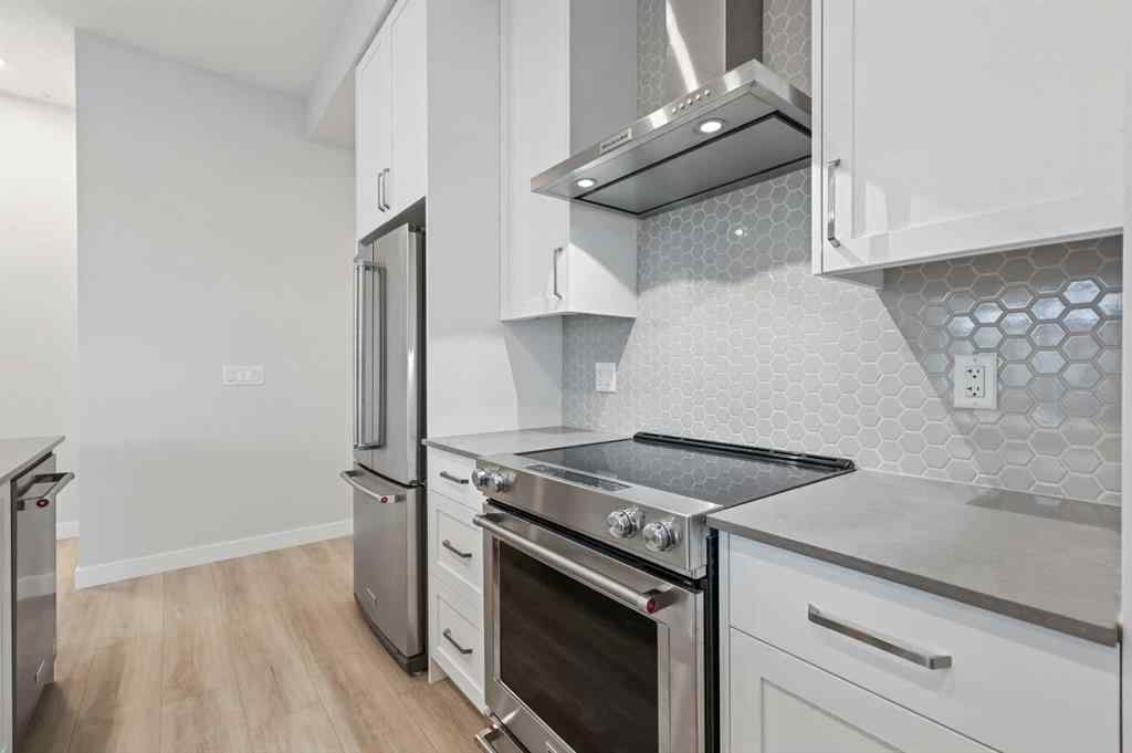 MLS® A2234974 - Unit #125 255 Les Jardins Park SE in Douglasdale/Glen Calgary, Residential