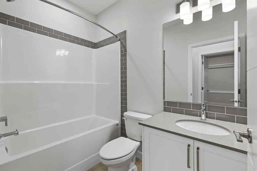 MLS® A2234974 - Unit #125 255 Les Jardins Park SE in Douglasdale/Glen Calgary, Residential