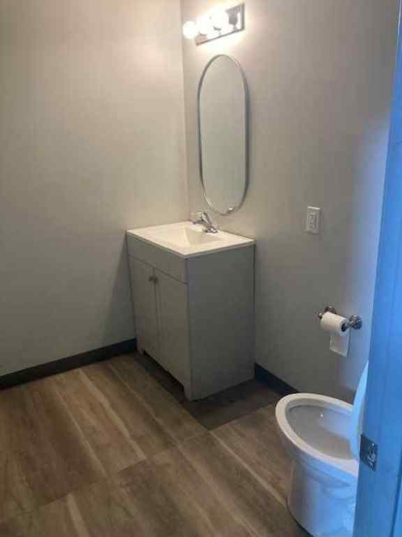MLS® A2234994 - Unit #Bay #5 10602 79 Avenue  in NONE Clairmont, Commercial