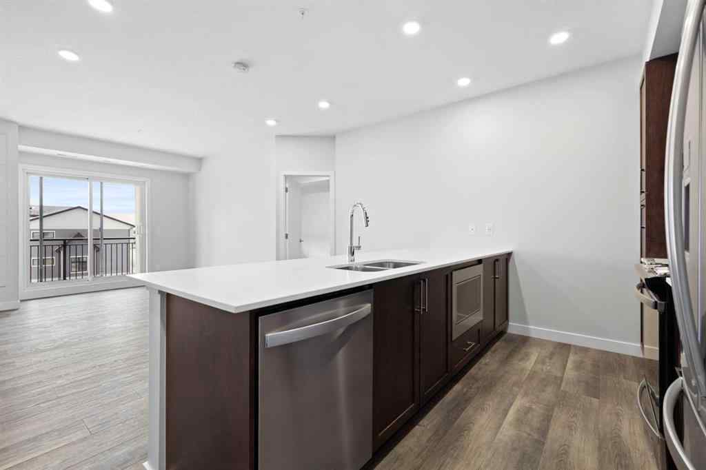 MLS® A2234996 - Unit #320 255 Les Jardins Park SE in Douglasdale/Glen Calgary, Residential