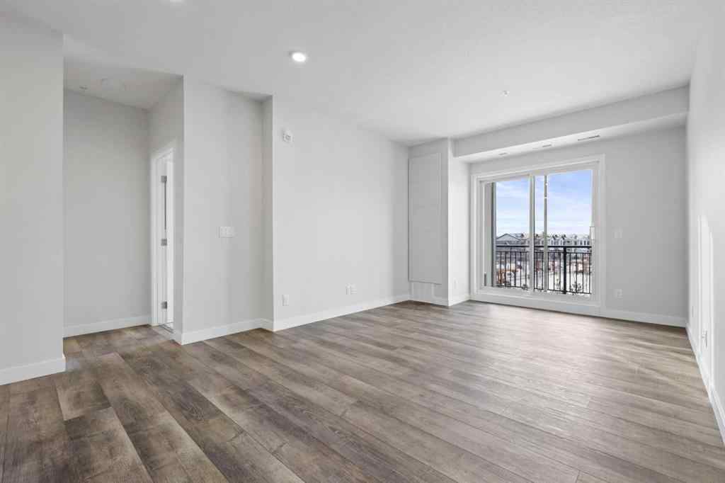 MLS® A2234996 - Unit #320 255 Les Jardins Park SE in Douglasdale/Glen Calgary, Residential