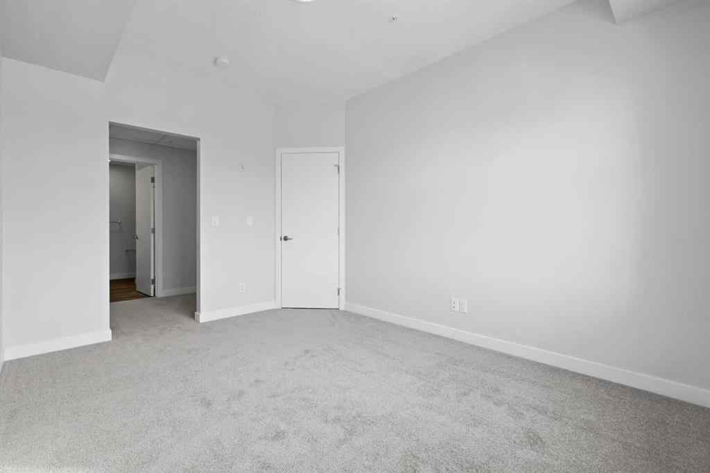 MLS® A2234996 - Unit #320 255 Les Jardins Park SE in Douglasdale/Glen Calgary, Residential