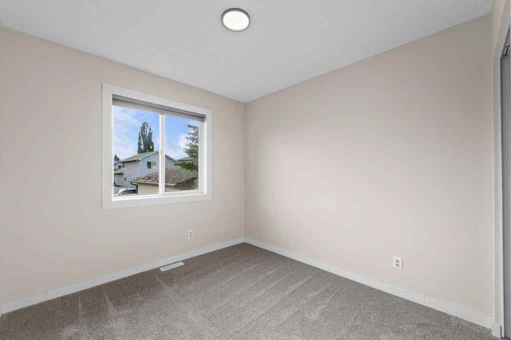 MLS® A2235004 - 7136 Laguna Way NE in Monterey Park Calgary, Residential