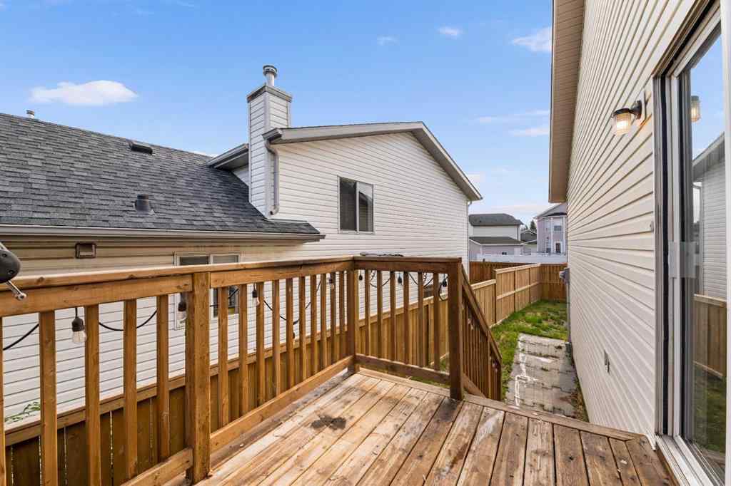 MLS® A2235004 - 7136 Laguna Way NE in Monterey Park Calgary, Residential