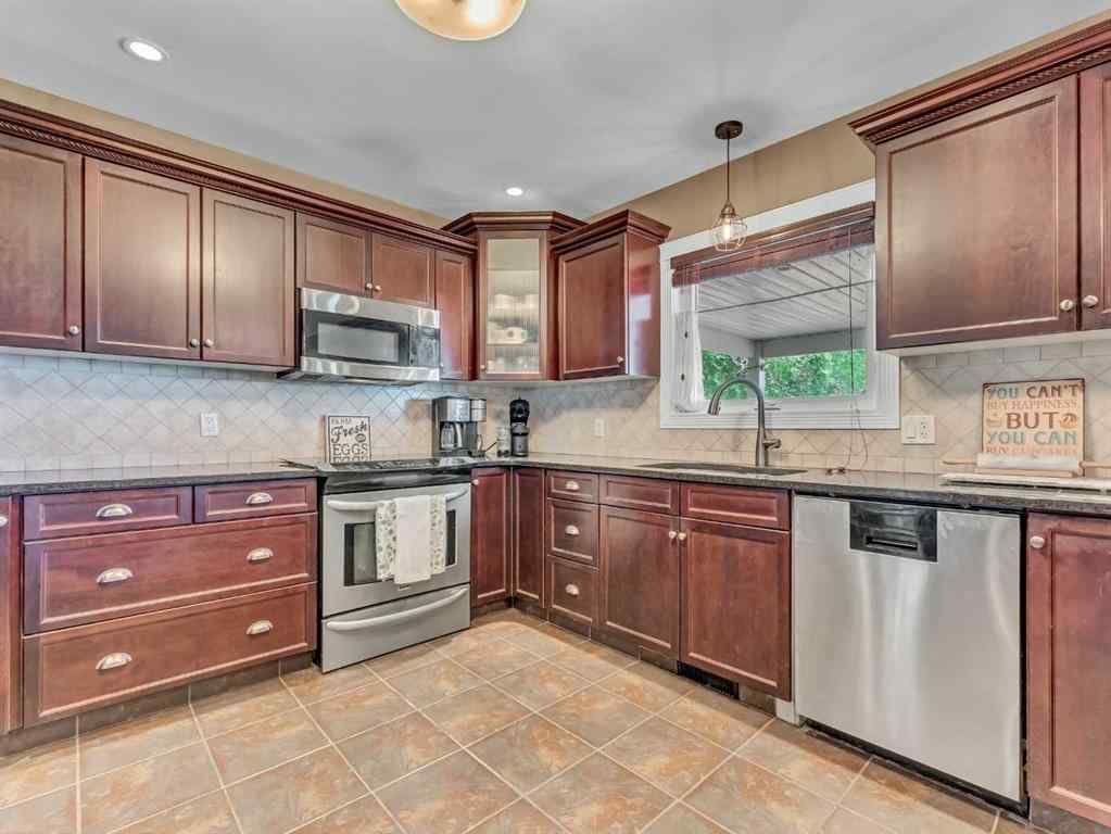 MLS® A2235006 - 7315 Township Road 110A   in NONE Rural Cypress County, Residential