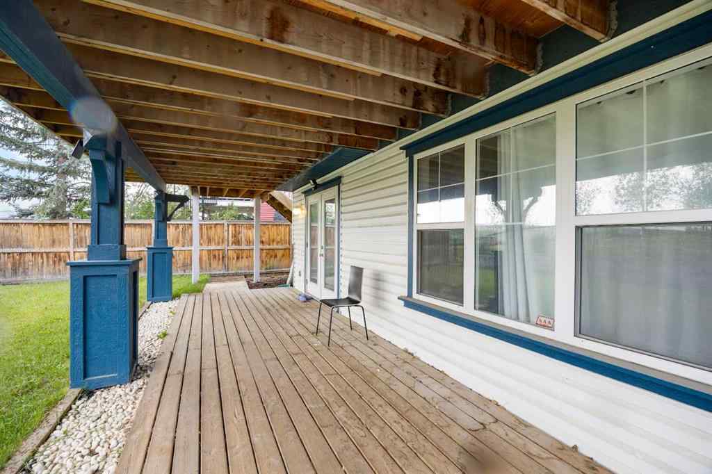 MLS® A2235015 - 204 Evansbrooke Landing NW in Evanston Calgary, Residential