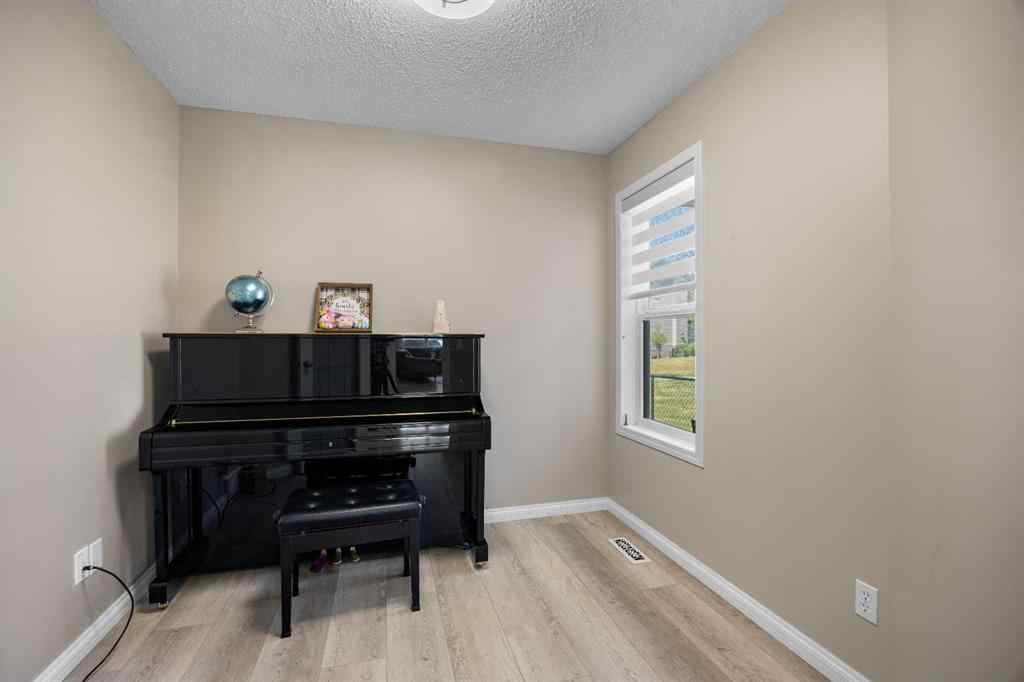 MLS® A2235015 - 204 Evansbrooke Landing NW in Evanston Calgary, Residential