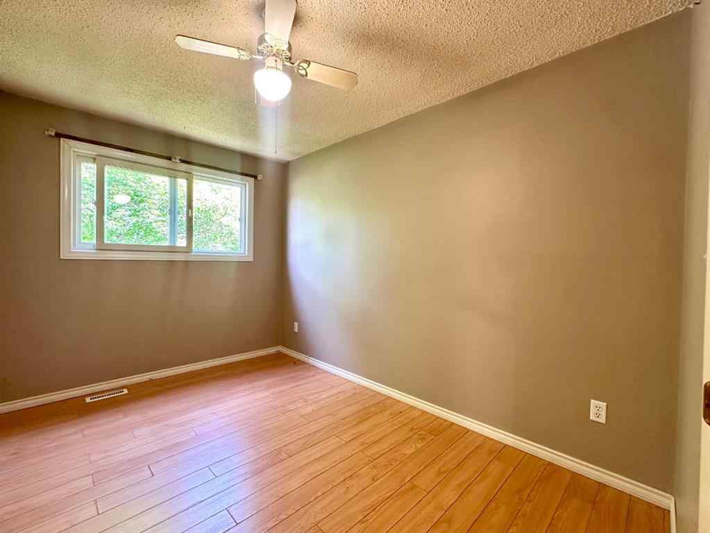 MLS® A2235016 - 5508 47 Street  in NONE Whitecourt, Residential