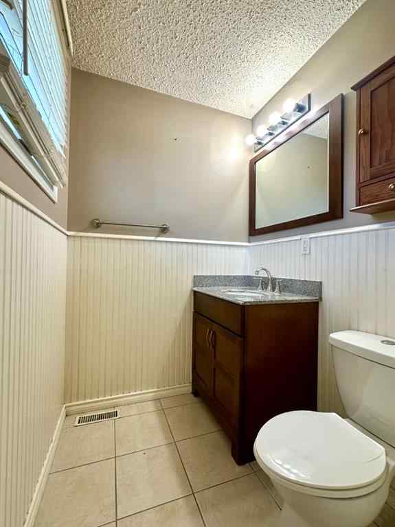 MLS® A2235016 - 5508 47 Street  in NONE Whitecourt, Residential