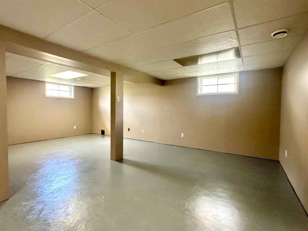 MLS® A2235016 - 5508 47 Street  in NONE Whitecourt, Residential
