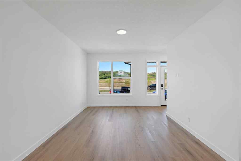 MLS® A2235022 - 914 Wolf Willow Boulevard SE in Wolf Willow Calgary, Residential