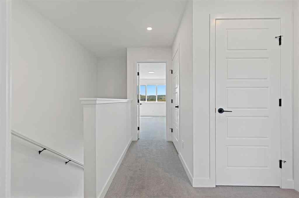 MLS® A2235022 - 914 Wolf Willow Boulevard SE in Wolf Willow Calgary, Residential