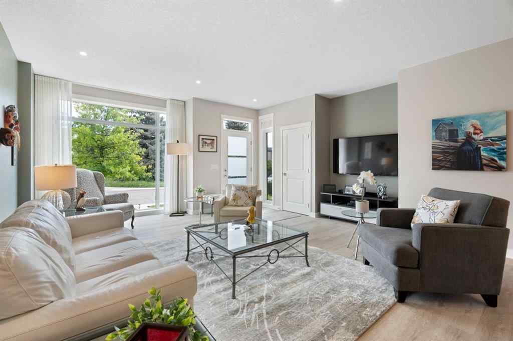 MLS® A2235027 - 2739 Cochrane Road NW in Banff Trail Calgary, Residential