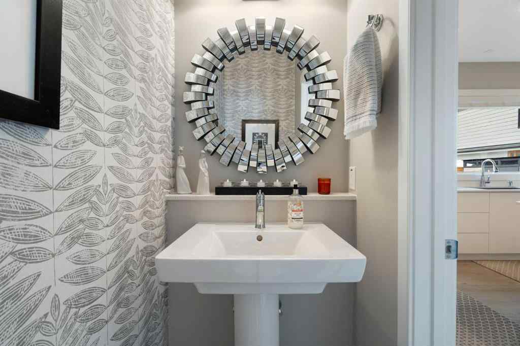 MLS® A2235027 - 2739 Cochrane Road NW in Banff Trail Calgary, Residential