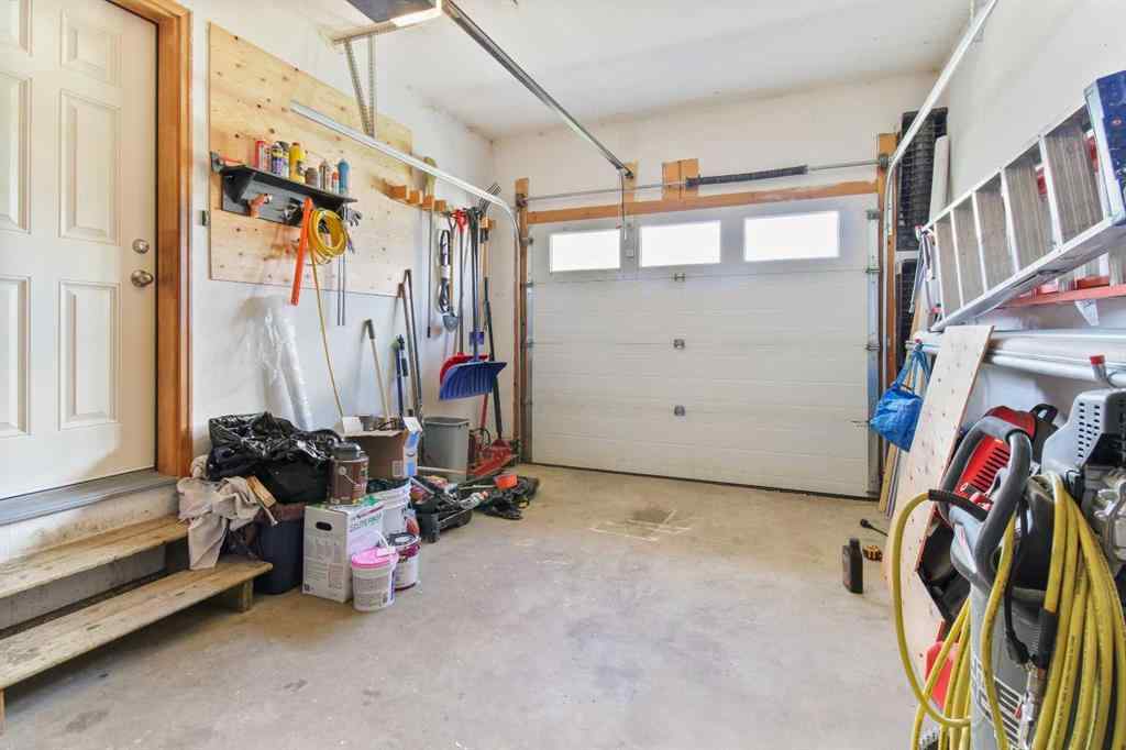 MLS® A2235028 - 703 Northridge Avenue  in NONE Picture Butte, Residential