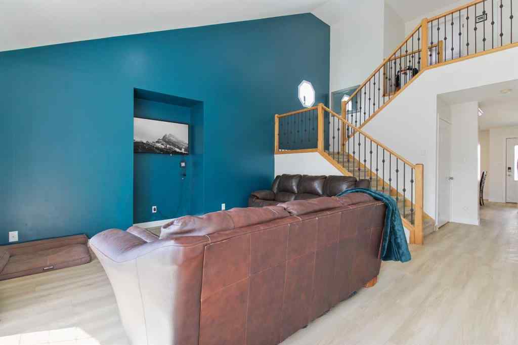 MLS® A2235028 - 703 Northridge Avenue  in NONE Picture Butte, Residential