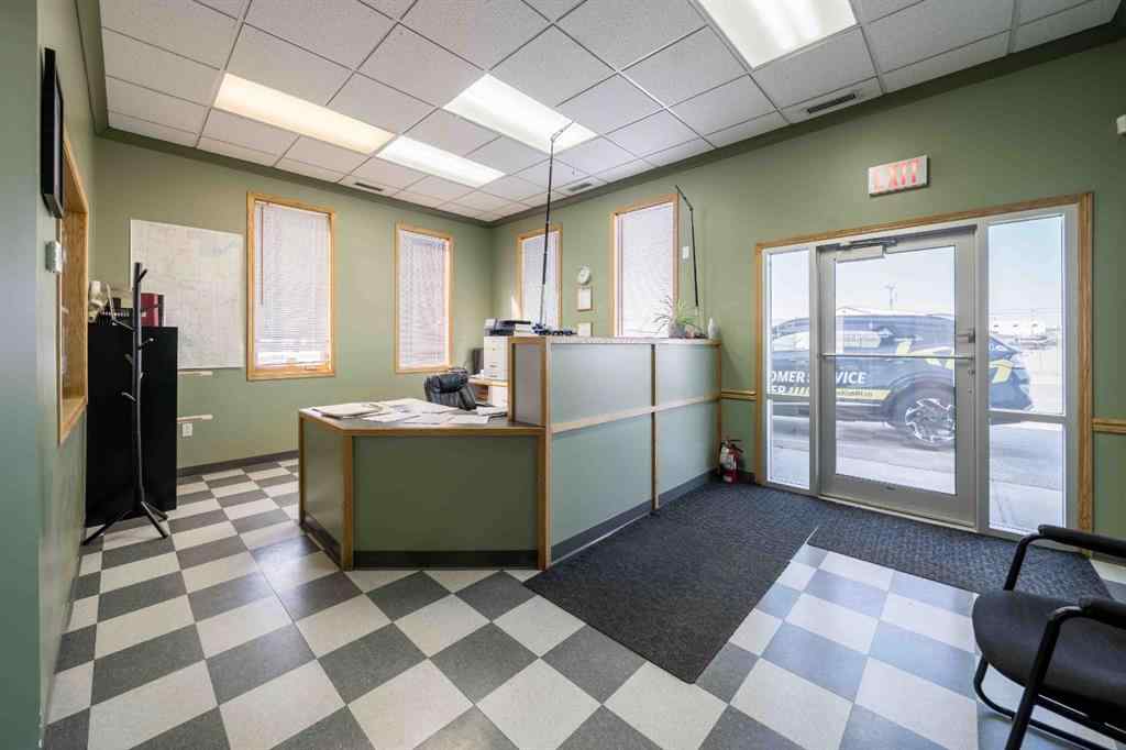 MLS® A2235039 - 150 Saskatchewan Drive NE in Redcliff Industrial Redcliff, Commercial