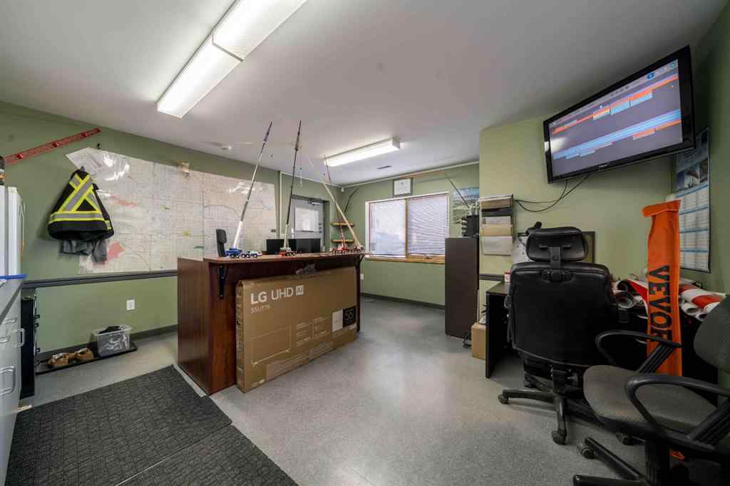 MLS® A2235039 - 150 Saskatchewan Drive NE in Redcliff Industrial Redcliff, Commercial