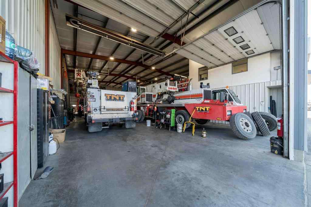 MLS® A2235039 - 150 Saskatchewan Drive NE in Redcliff Industrial Redcliff, Commercial