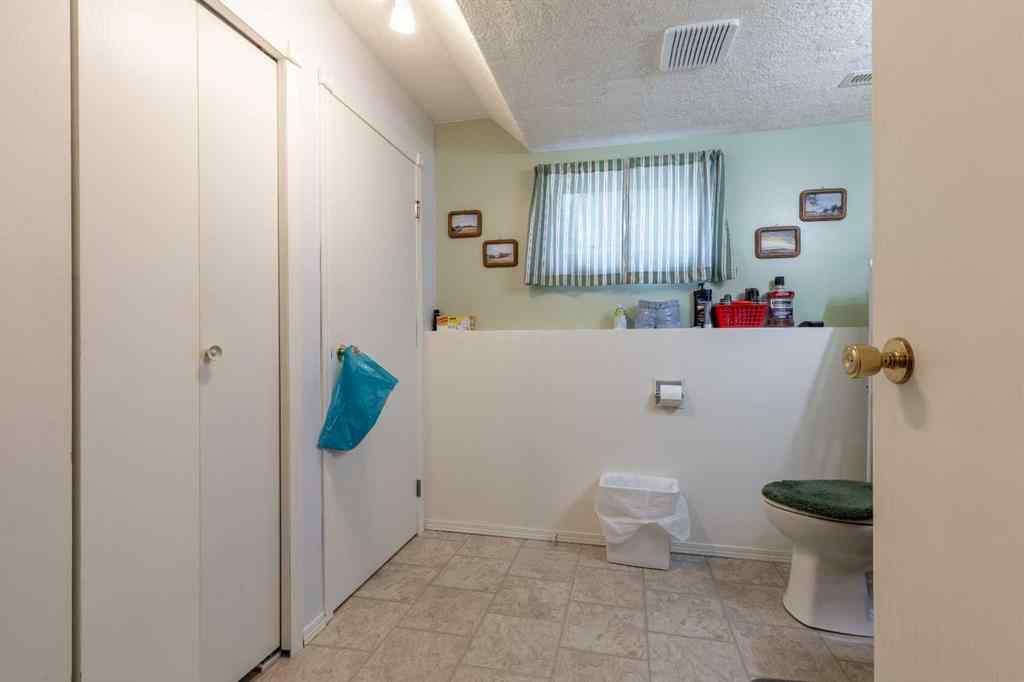 MLS® A2235049 - 2705 32A Avenue S in West Mayor Magrath Dr Lethbridge, Residential