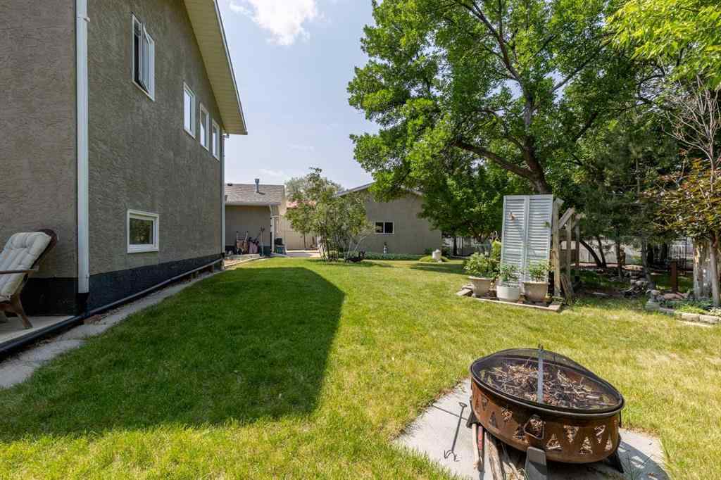 MLS® A2235049 - 2705 32A Avenue S in West Mayor Magrath Dr Lethbridge, Residential