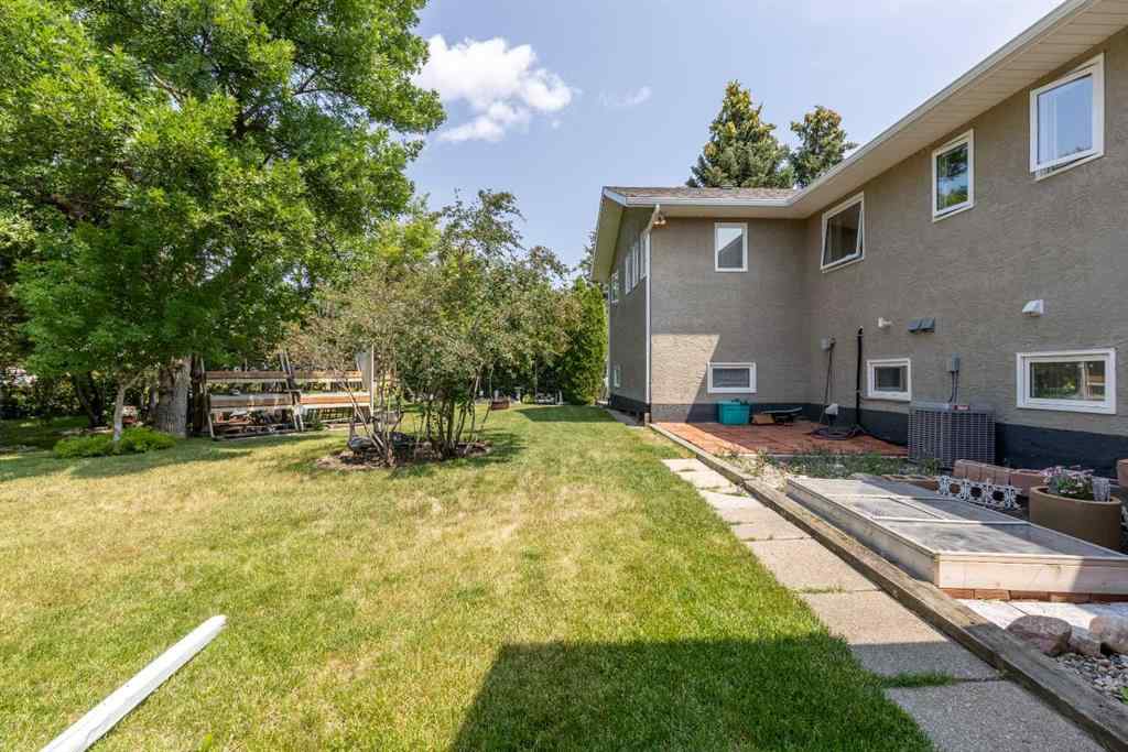 MLS® A2235049 - 2705 32A Avenue S in West Mayor Magrath Dr Lethbridge, Residential