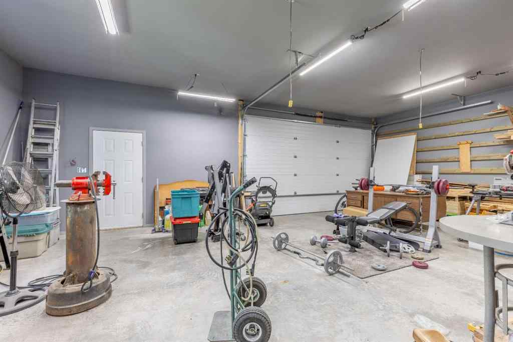 MLS® A2235049 - 2705 32A Avenue S in West Mayor Magrath Dr Lethbridge, Residential