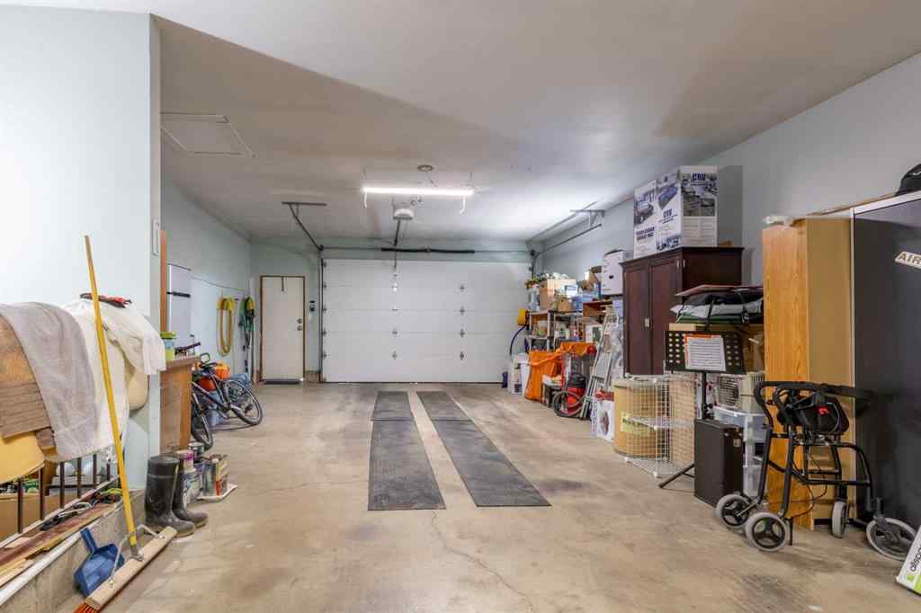 MLS® A2235049 - 2705 32A Avenue S in West Mayor Magrath Dr Lethbridge, Residential