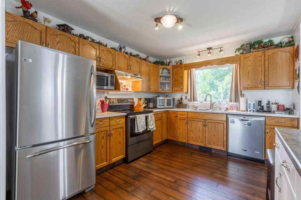 MLS® A2235049 - 2705 32A Avenue S in West Mayor Magrath Dr Lethbridge, Residential