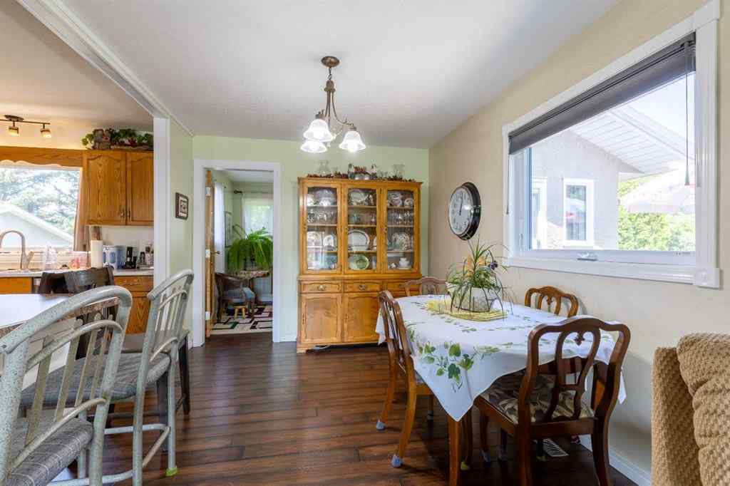 MLS® A2235049 - 2705 32A Avenue S in West Mayor Magrath Dr Lethbridge, Residential