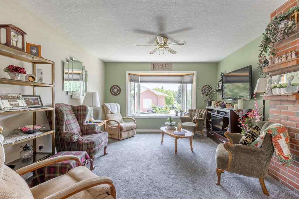 MLS® A2235049 - 2705 32A Avenue S in West Mayor Magrath Dr Lethbridge, Residential