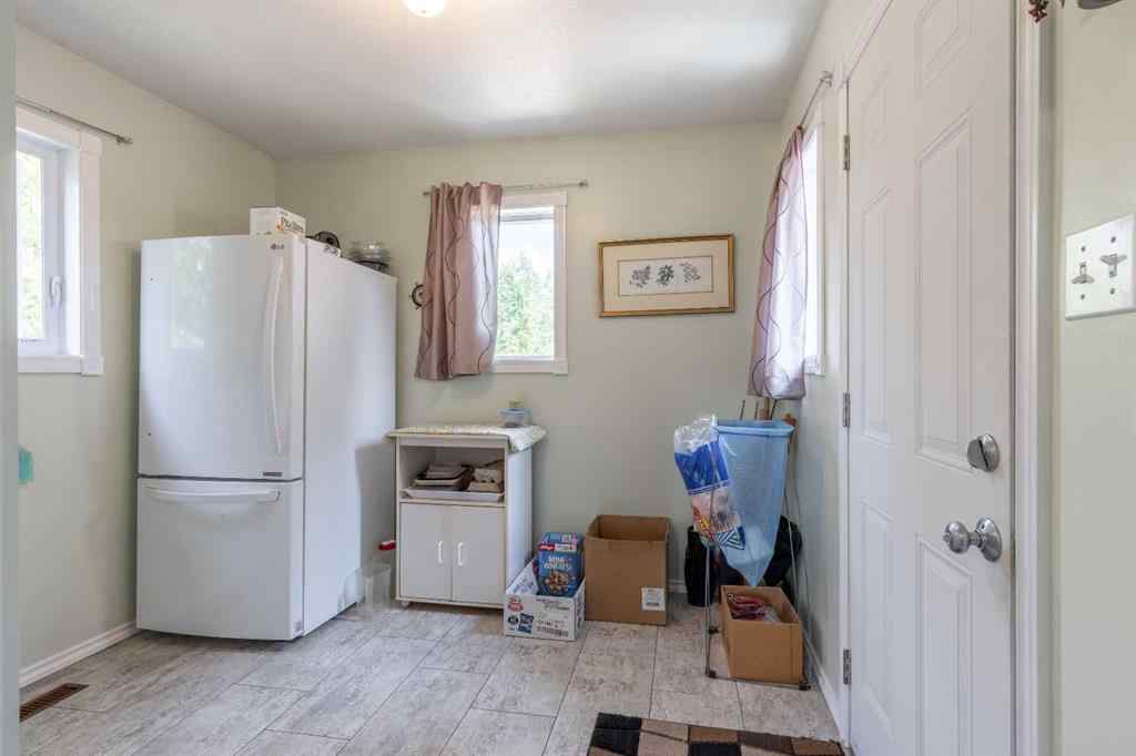 MLS® A2235049 - 2705 32A Avenue S in West Mayor Magrath Dr Lethbridge, Residential