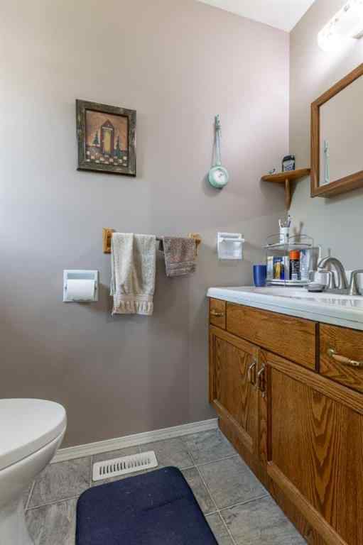 MLS® A2235049 - 2705 32A Avenue S in West Mayor Magrath Dr Lethbridge, Residential