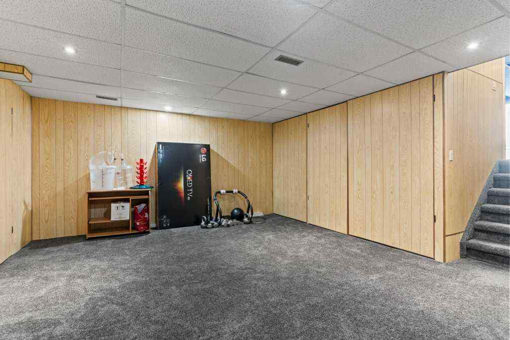 MLS® A2235053 - 40 Beacham Rise NW in Beddington Heights Calgary, Residential