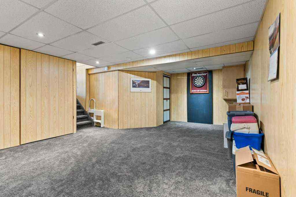 MLS® A2235053 - 40 Beacham Rise NW in Beddington Heights Calgary, Residential